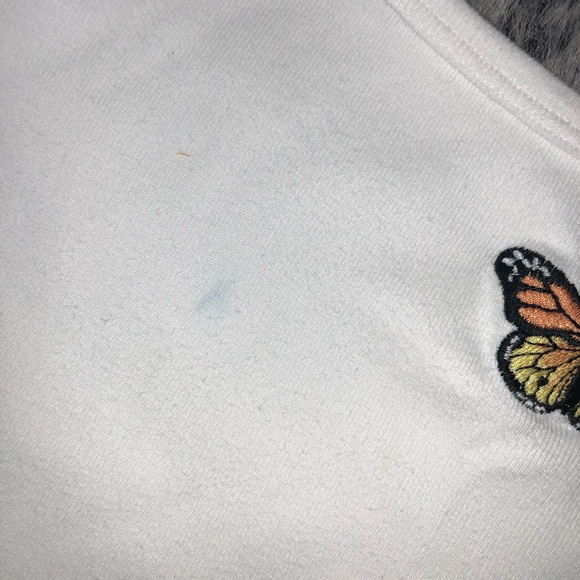 Brandy Melville Butterfly cami crop top - Picture 3 of 3